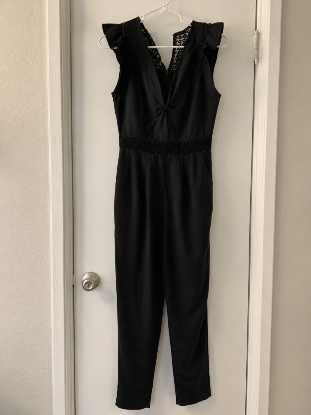 Black Sleeveless Lace Detail Jumpsuit | Like New